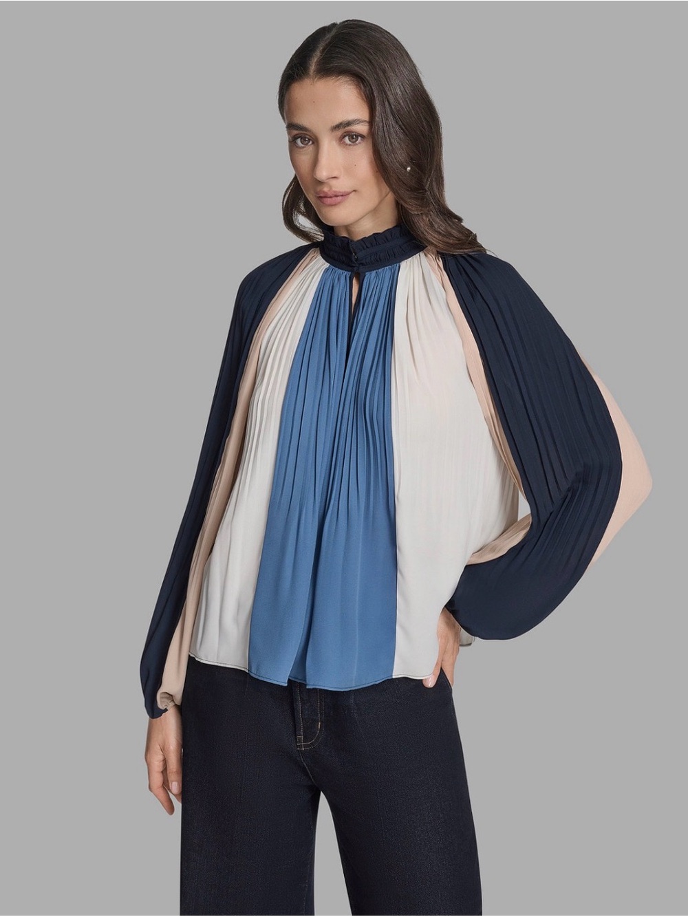 BCBG  NWT Colorblock Pleated Long-Sleeve Blouse - Navy, Blue & Cream